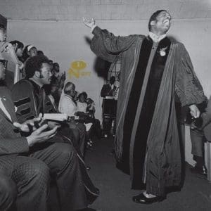 PASTOR T.L. BARRETT AND THE YOUTH FOR CHRIST CHOIR I Shall Wear A Crown 5LP